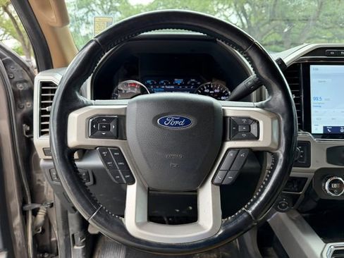 Used 2022 Ford F350 Lariat w/ Lariat Ultimate Package AWD/4WD image 9