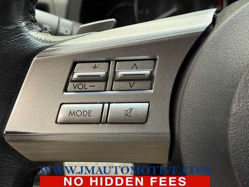 Used 2010 Subaru Outback 2.5i Premium AWD/4WD image 31