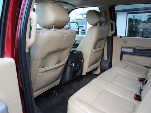 Used 2015 Ford F250 Lariat w/ Lariat Interior Package AWD/4WD image 21
