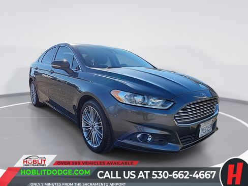 Used 2015 Ford Fusion SE w/ Equipment Group 202A image 1
