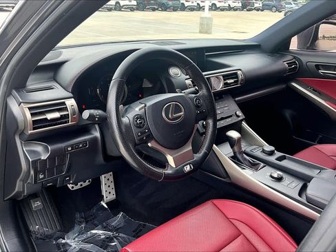 Used 2016 Lexus IS 200t w/ F Sport Package RWD image 16