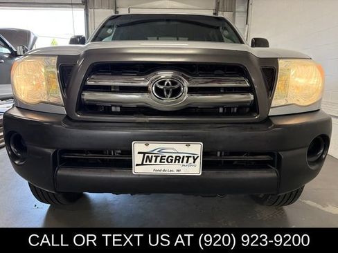 Used 2005 Toyota Tacoma 4x4 Access Cab image 2