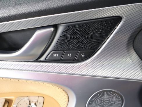 Used 2022 Genesis G70 2.0T w/ Prestige Package image 38