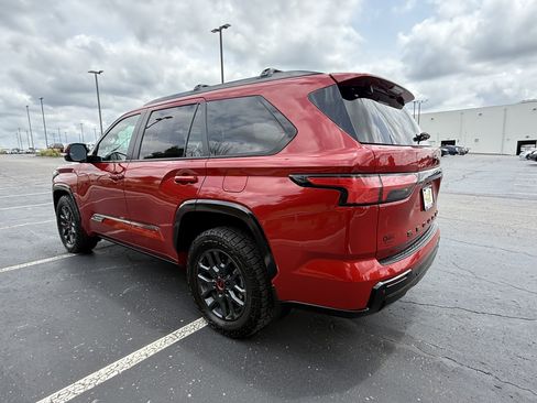 Certified 2025 Toyota Sequoia Platinum AWD/4WD image 26
