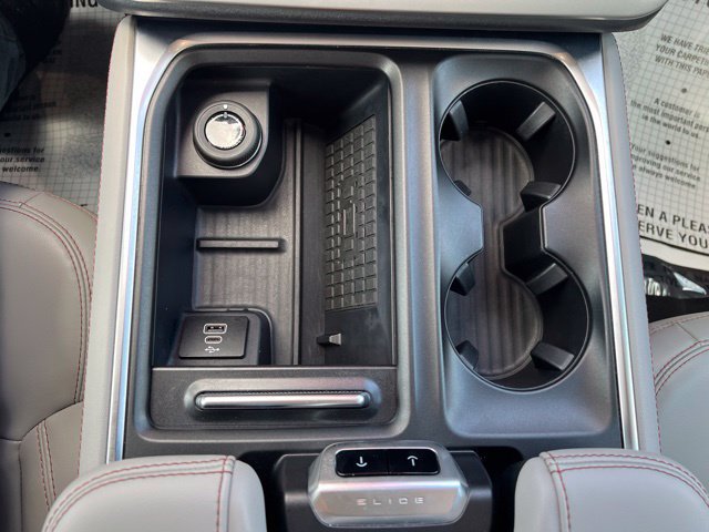Used 2025 Ford Expedition Max Active AWD/4WD image 28