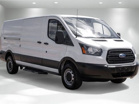 Used 2018 Ford Transit 250 148 Low Roof image 5