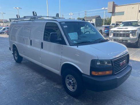 Used 2023 GMC Savana 2500 Extended w/ Driver Convenience Package RWD image 8