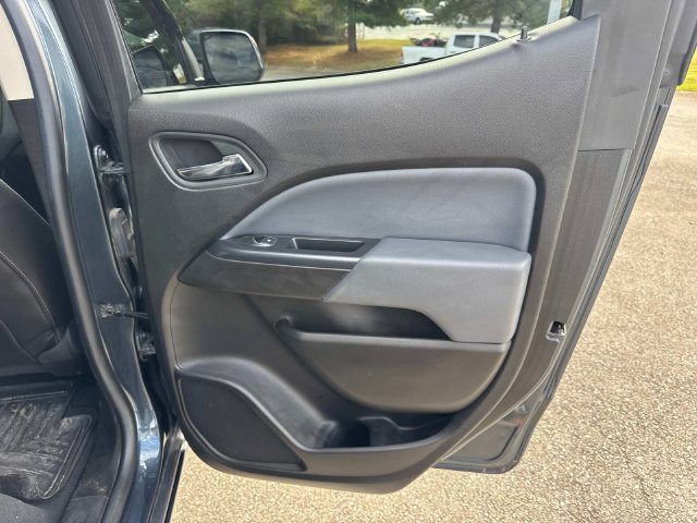 Used 2019 Chevrolet Colorado Z71 AWD/4WD image 16