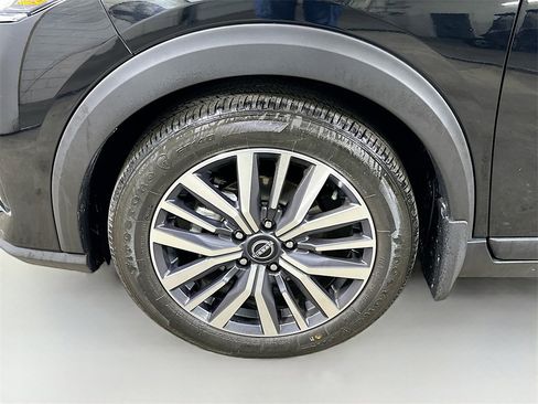 Used 2024 Nissan Kicks SV image 8