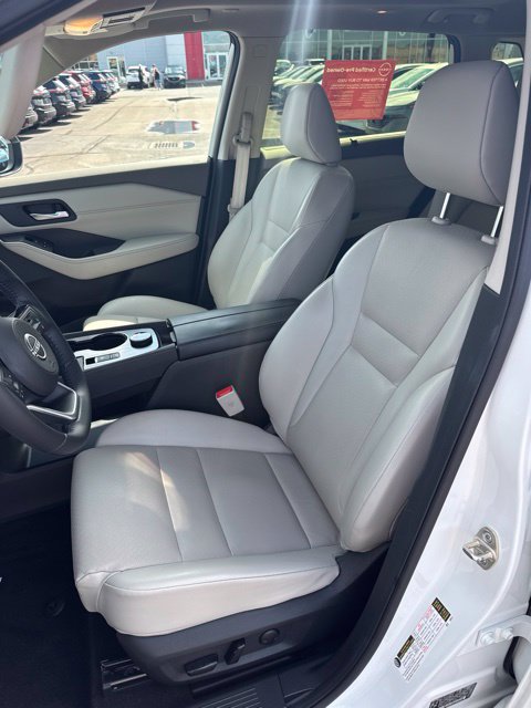 Certified 2023 Nissan Rogue SV w/ SV Premium B Package AWD/4WD image 10