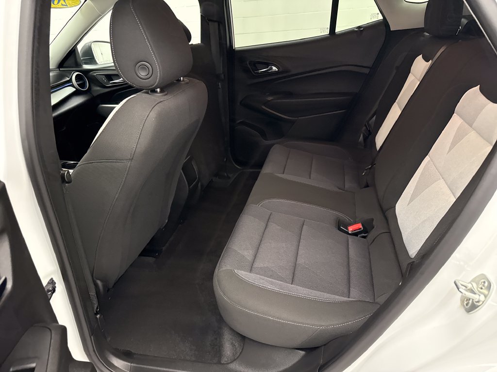 Used 2024 Chevrolet Trax LS FWD image 20