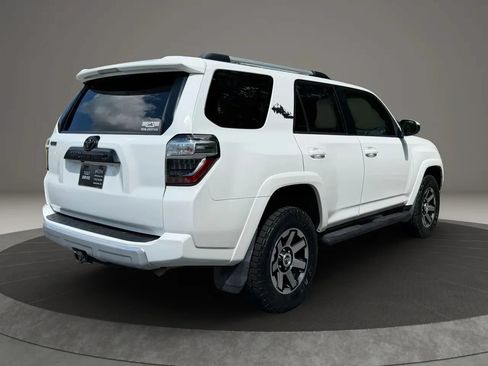 Used 2018 Toyota 4Runner TRD Off-Road AWD/4WD image 4