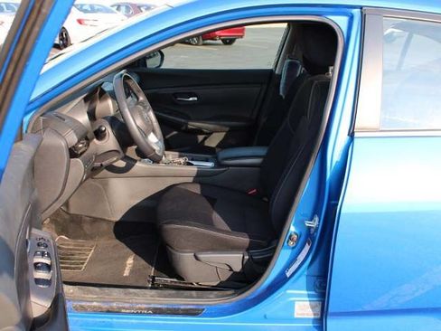 Used 2021 Nissan Sentra SV w/ Trunk Package FWD image 12
