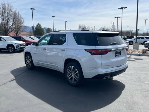 Used 2023 Chevrolet Traverse High Country image 11