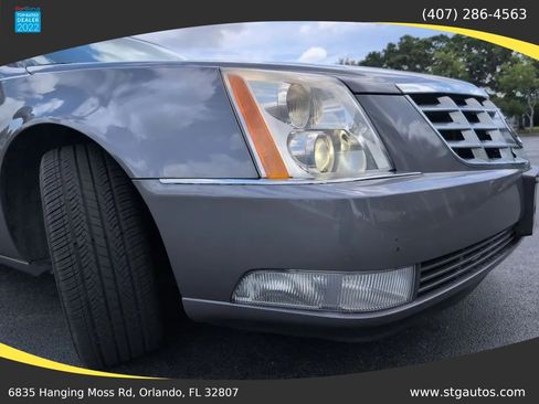 Used 2007 Cadillac DTS w/ Trunk Convenience Package FWD image 9