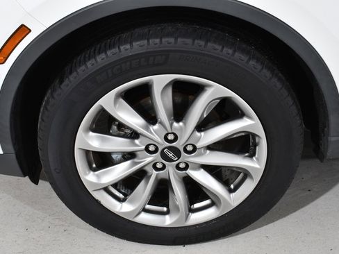 Used 2022 Lincoln Corsair AWD w/ Premium Package image 23