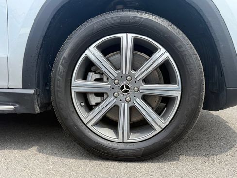 Used 2023 Mercedes-Benz GLS 450 4MATIC image 13