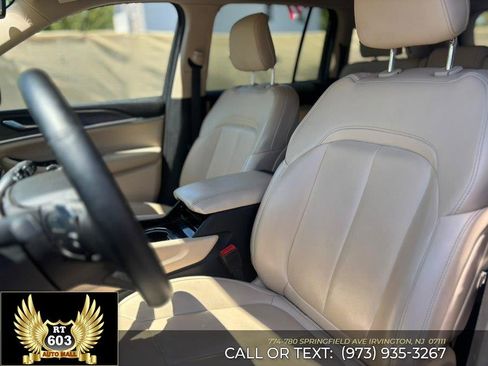 Used 2022 Jeep Grand Cherokee Limited AWD/4WD image 15