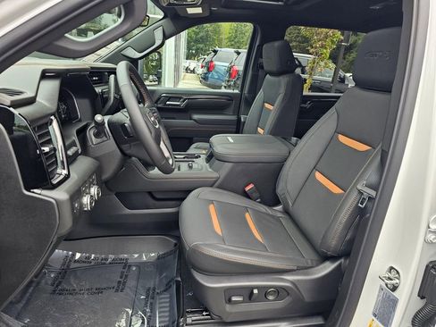 New 2026 GMC Sierra 3500 AT4 w/ AT4 Premium Plus Package AWD/4WD image 22