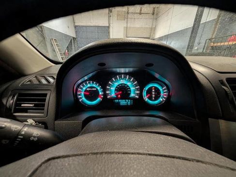 Used 2010 Ford Fusion SE FWD image 38