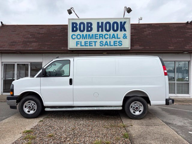 Used 2025 GMC Savana 2500 w/ Driver Convenience Package RWD image 24