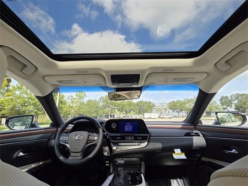 New 2025 Lexus ES 350 w/ Premium Package image 19