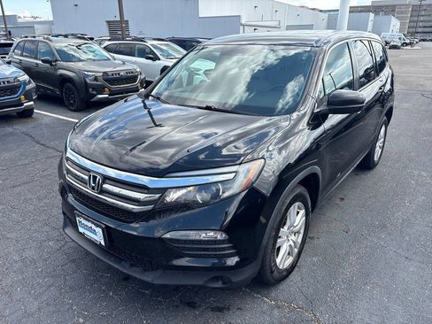 Used 2018 Honda Pilot LX image 6