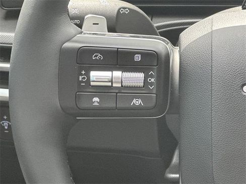 New 2025 Hyundai Santa Fe SEL image 25