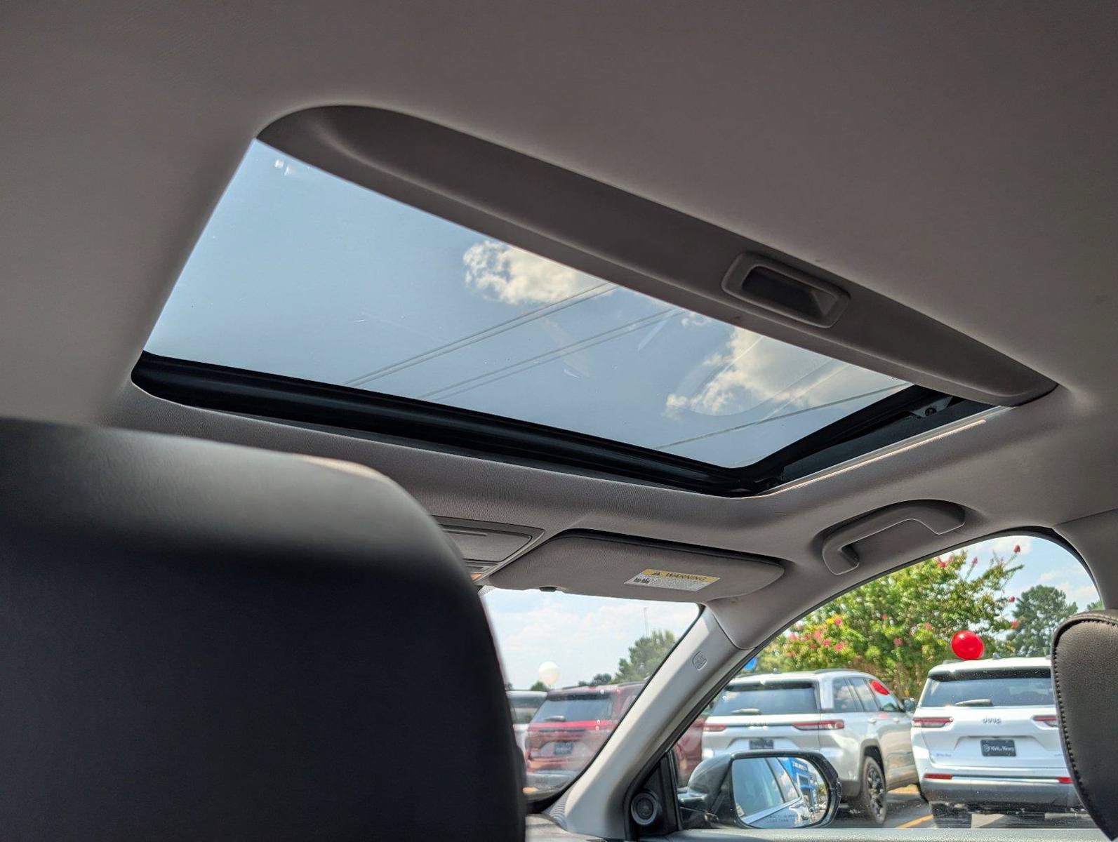 Used 2022 Honda CR-V EX-L image 31