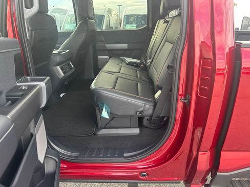 New 2025 Ford F250 Lariat w/ Lariat Ultimate Package image 42