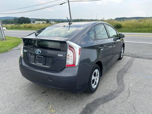 Used 2013 Toyota Prius Four FWD image 7