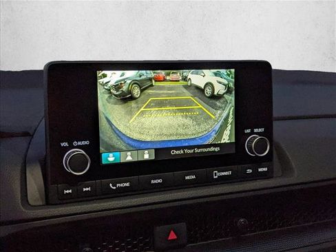 Used 2024 Honda CR-V LX image 12