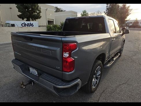 Used 2022 Chevrolet Silverado 1500 LT image 4
