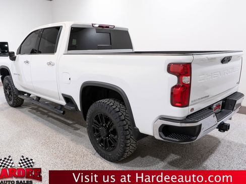 Used 2023 Chevrolet Silverado 2500 LTZ w/ LTZ Plus Package image 3