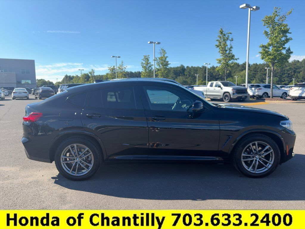 Used 2019 BMW X4 xDrive30i w/ Executive Package AWD/4WD image 8
