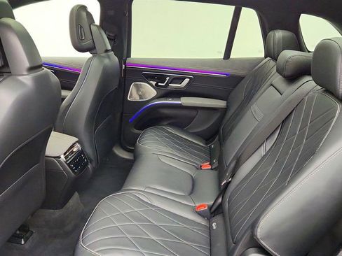 Used 2023 Mercedes-Benz EQS 580 4MATIC SUV image 20