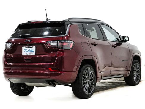 Used 2022 Jeep Compass High Altitude AWD/4WD image 7