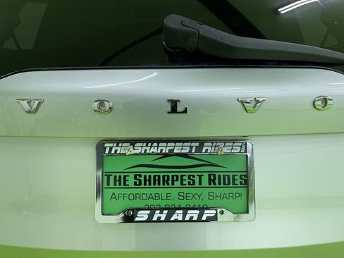 Used 2018 Volvo XC90 T6 Momentum w/ Convenience Package image 12