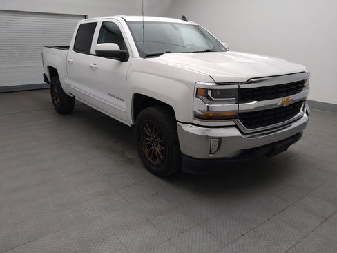 Used 2017 Chevrolet Silverado 1500 LT w/ All Star Edition image 13