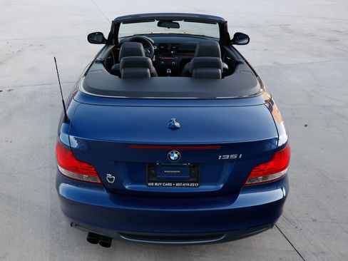 Used 2011 BMW 135i Convertible w/ Premium Pkg image 9