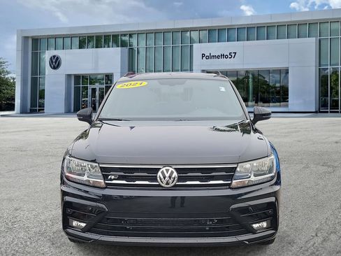 Certified 2021 Volkswagen Tiguan SE R-Line image 2