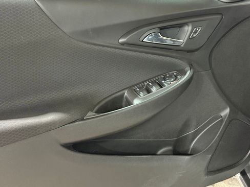 Used 2018 Chevrolet Malibu LS image 12