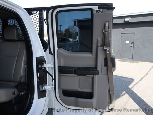 Used 2019 Ford F250 XL w/ Power Equipment Group image 17