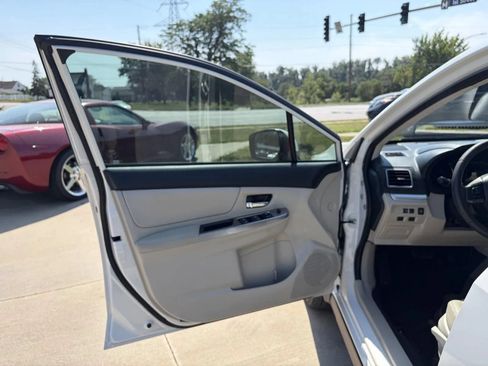 Used 2015 Subaru Crosstrek Touring w/ Popular Package #2 AWD/4WD image 10