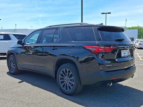 Used 2023 Chevrolet Traverse RS AWD/4WD image 5