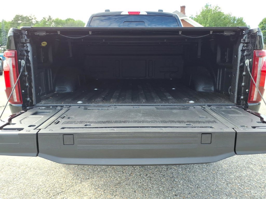 Used 2026 Ford F150 Lariat w/ Equipment Group 502A High AWD/4WD image 11
