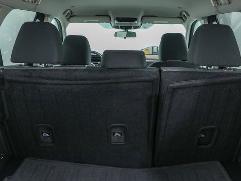 Used 2022 Nissan Rogue SV FWD image 28