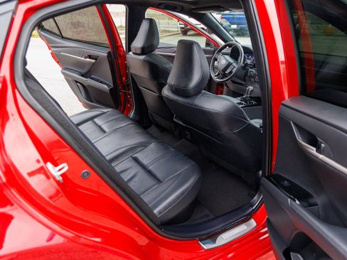 Used 2025 Toyota Camry XSE image 31