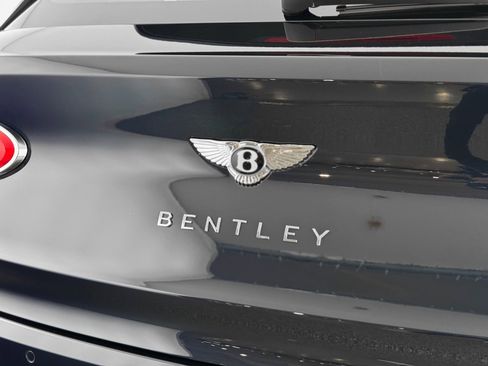 New 2025 Bentley Bentayga image 46