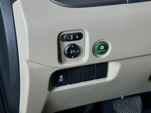 Used 2017 Honda Pilot EX-L image 17